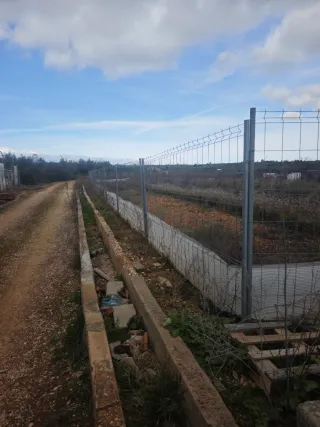 Total de 72 vallas de malla electrosoldadas