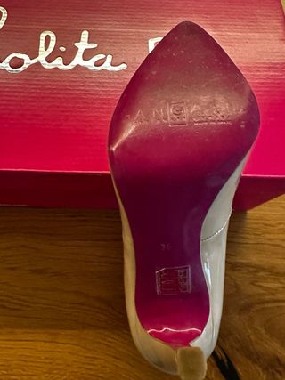 Zapatos Lolita Blu de tacón beige