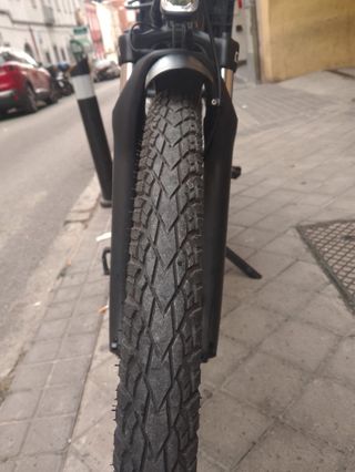 Bicicleta Eléctrica Negra marca Zoomo