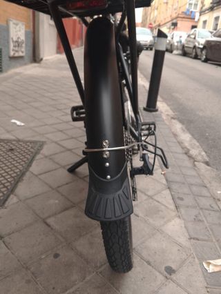 Bicicleta Eléctrica Negra marca Zoomo