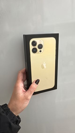 Caja iPhone 13 Pro Max Oro 256 GB