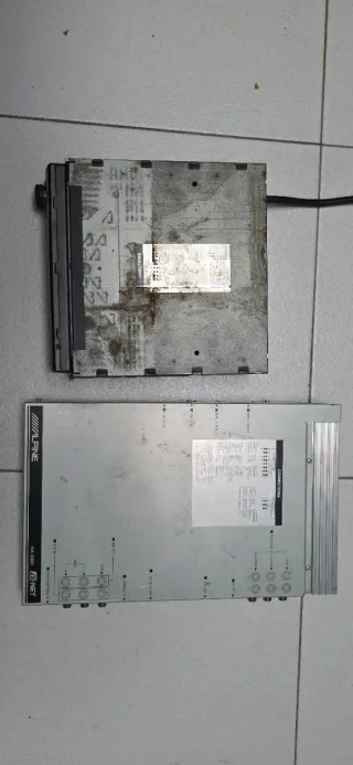 Alpine IVA-D300R Autoradio