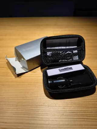 Power bank e USB auto e caricabatteria.