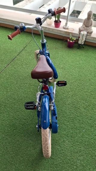 Bicicleta infantil 16 pulgadas aluminio Btwin 900.