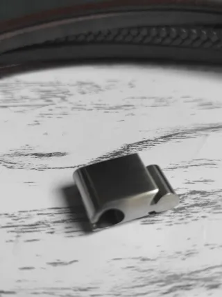 Bracciale uomo pelle marrone con clip