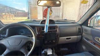 Mitsubishi Montero 2003