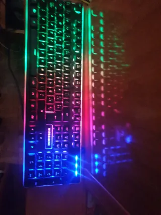 Teclado y Cascos Gaming Mars Gaming RGB