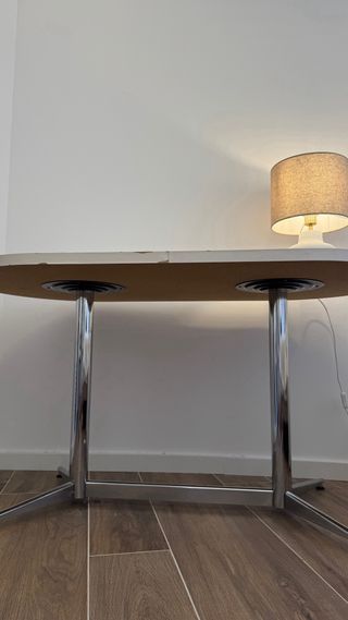 Mesa de estudio/oficina blanca patas acero