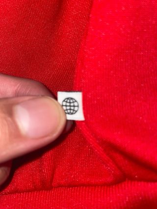 Chaqueta Adidas Roja con Rayas Blancas