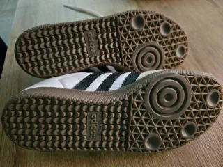 Adidas Samba Blancas y Negras