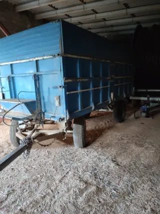 Remolque agrícola 8 toneladas