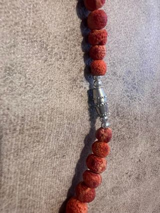 Collar artesanal coral rojo