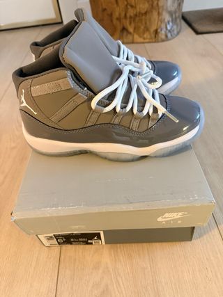Nike Air Jordan 11 Retro Gris