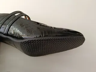 Zapatos con tacón de piel