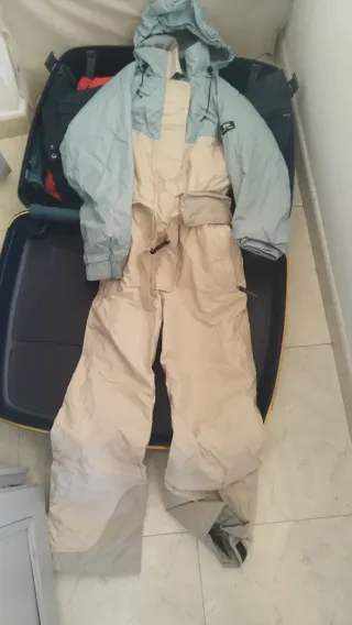 Traje de esquí completo