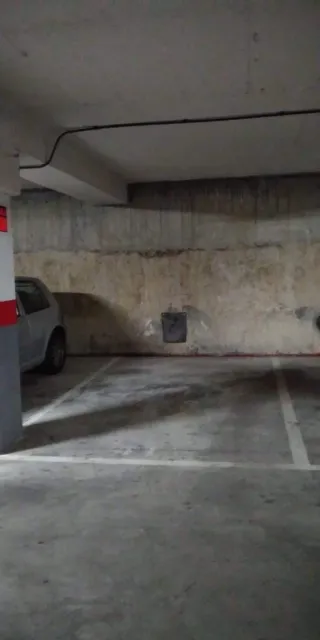 Alquiler plaza de garaje, urbanización Paris N°2.