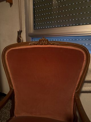 Conjunto de 2 butacas antiguas de terciopelo y mad