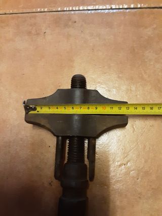 Llave inglesa antigua