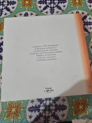 Vendo libro Rosanna lambertucci ottime condizioni