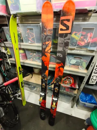 Esquís Freeride Salomon QST 98