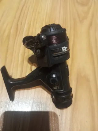 2 Carretes de Pesca Silstar y Custom