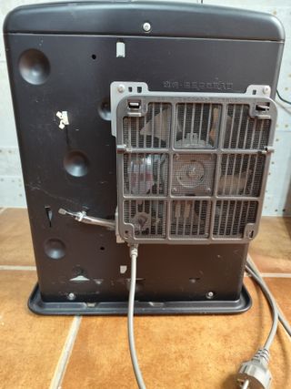 Estufa de parafina negra