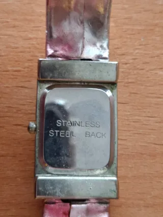 Reloj Mingdu rosa y plateado