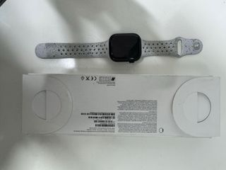 Apple Watch Series 10 GPS + Cellular