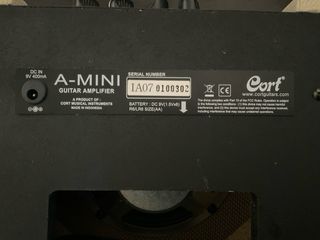 Amplificador Cort A-MINI para guitarra acústica