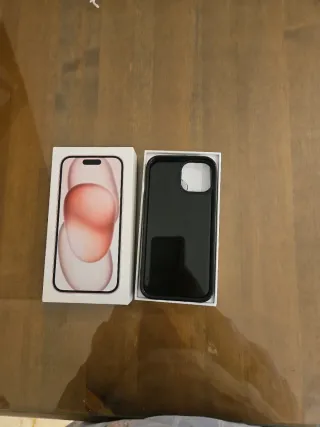 Caja Original iPhone 15 Rosa, con funda incluida