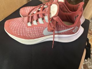 Zapatillas Nike Pegasus 37 color teja