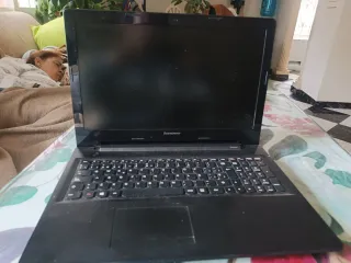 Portátil Lenovo Negro