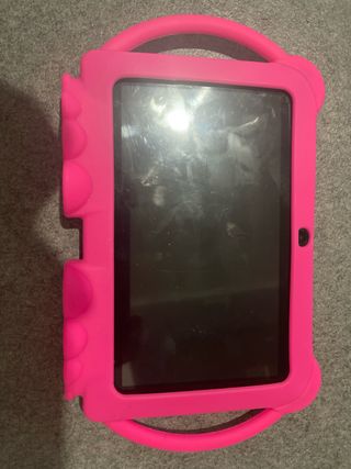 Tablet PC Negra con Funda Rosa