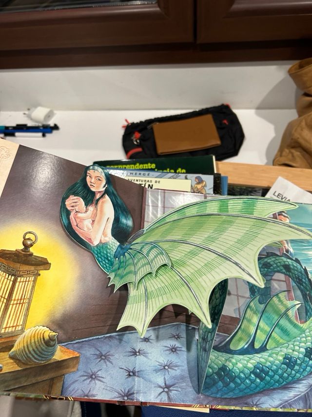 Libro pop up dragones