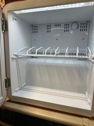 Vitrina Coca-Cola Roja y Transparente