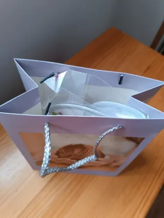 Babero bordado a mano punto de cruz tortuga