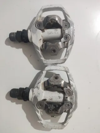 Pedales Shimano PD-M530 blancos