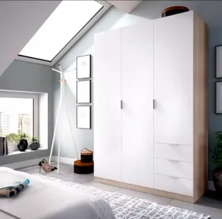 Armario nuevo a estrenar – en su embalaje