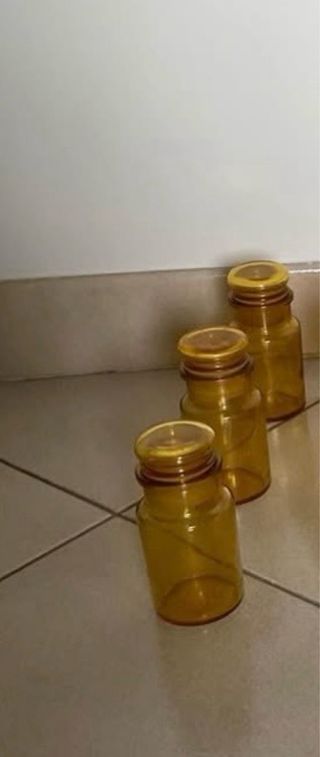 3 barattoli vintage ambra