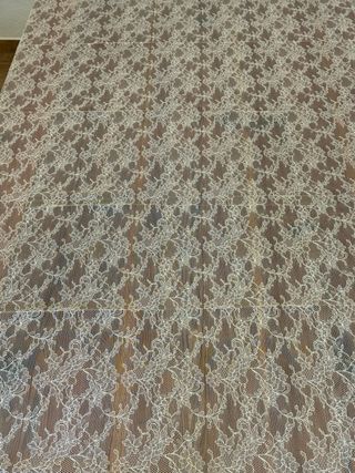 Mantilla tipo velo encaje blanco