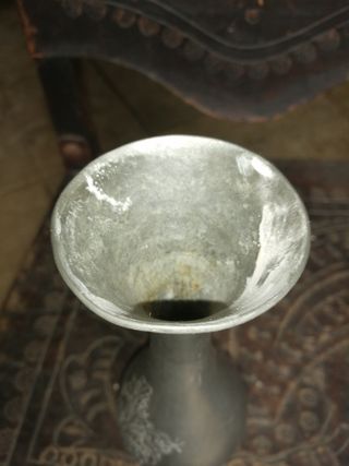 Jarra antiga em estanho