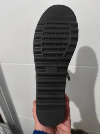 Botines marrones con pelo talla 37