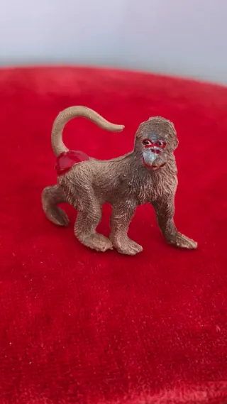 FIGURAS GOMA " JECSAN "  Serie " FIERAS "