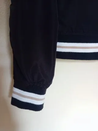 Chaqueta bomber negra