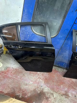 Puerta BMW Serie 1 F20 Negra