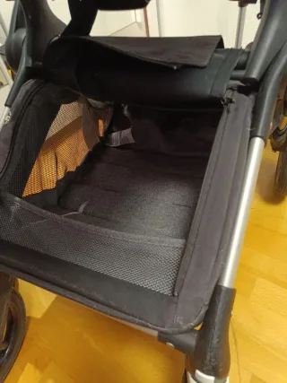 Capazo y Silla. Incluye porta paraguas y patín.