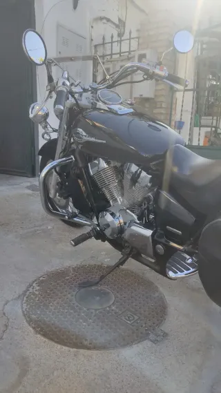 Honda Shadow 750 VF Custom