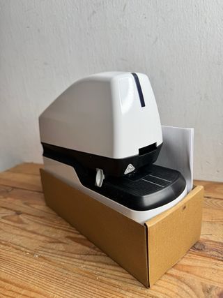 Grapadora Eléctrica Rapid Optima 60E