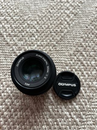 Olympus 50mm f/2 Macro Digital