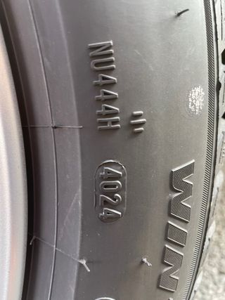 Llantas originales Mercedes con neumáticos inviern